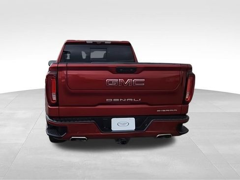 Used 2023 GMC Sierra 1500 Denali w/ Technology Package AWD/4WD image 7