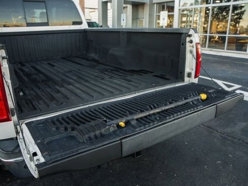 Used 2011 Ford F350 Lariat image 12