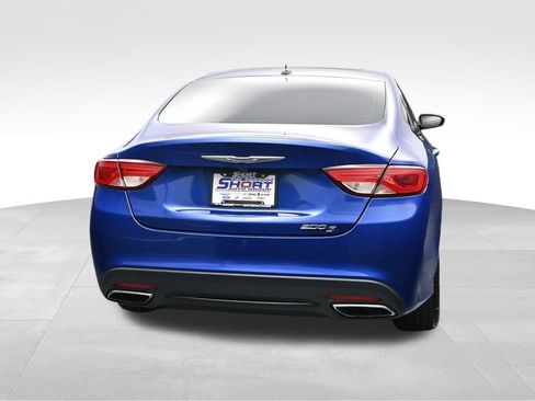 Used 2015 Chrysler 200 S w/ Navigation & Sound Group I FWD image 4