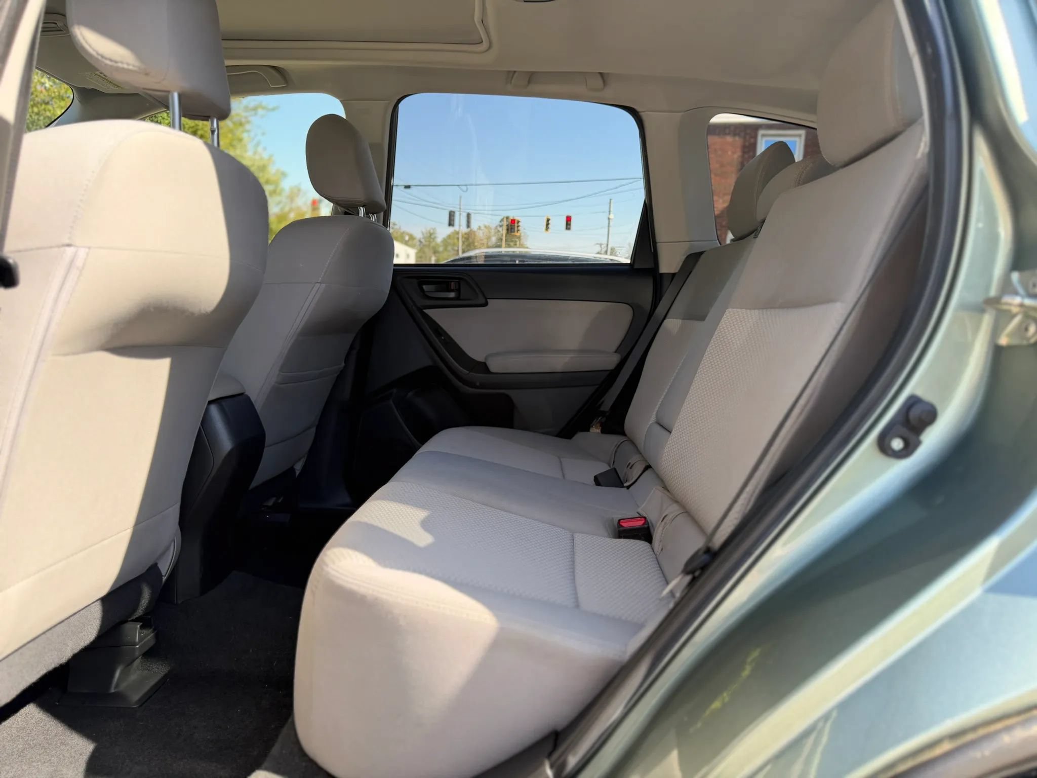Used 2014 Subaru Forester 2.5i Premium w/ Popular Package #1 AWD/4WD image 30