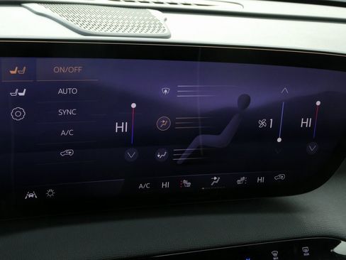 New 2026 Buick Enclave Sport Touring w/ Power Package image 38