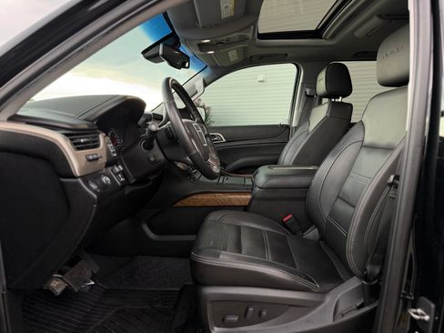 Used 2019 GMC Yukon XL Denali w/ Denali Ultimate Package RWD image 20
