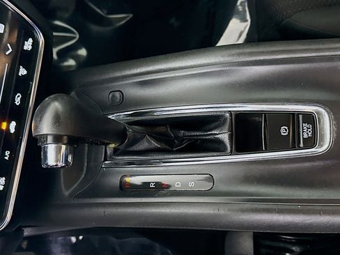 Used 2018 Honda HR-V EX image 20