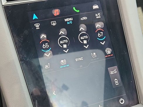 Certified 2025 Porsche Taycan image 15