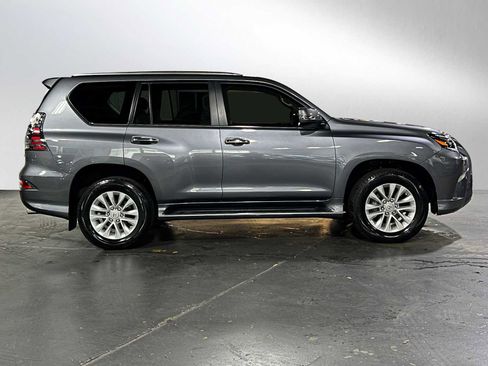 Used 2023 Lexus GX 460 Premium w/ Premium Plus Package image 8