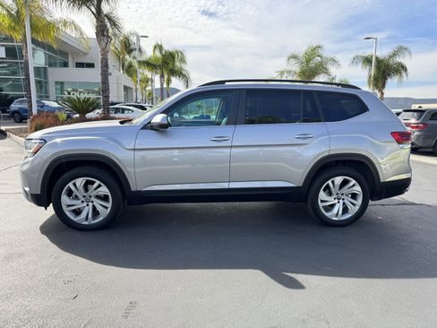 Certified 2023 Volkswagen Atlas SE w/ Panoramic Sunroof Package image 7