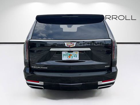 New 2026 Cadillac Escalade ESV Luxury w/ Touring Package AWD/4WD image 4