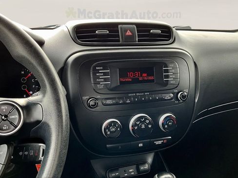 Used 2015 Kia Soul + FWD image 9