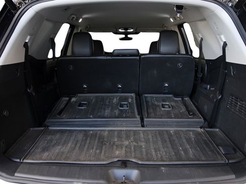 Used 2024 Nissan Pathfinder SL image 33