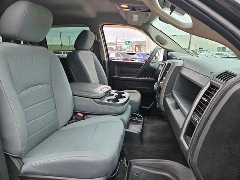 Used 2017 RAM 1500 Express w/ Express Value Package image 18