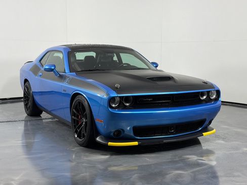 Used 2018 Dodge Challenger T/A RWD image 3