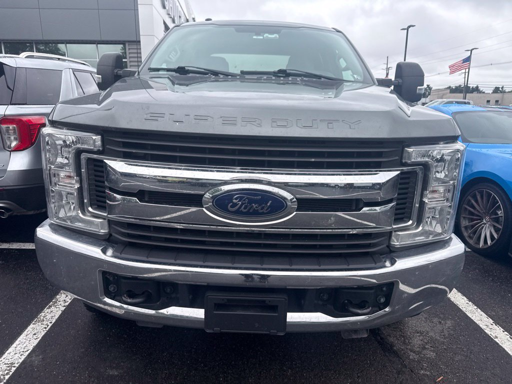 Used 2019 Ford F250 XLT AWD/4WD image 2