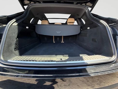 Used 2019 Porsche Cayenne AWD/4WD image 16