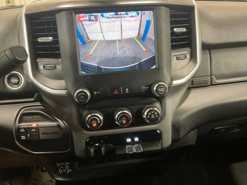 Used 2024 RAM 3500 Big Horn AWD/4WD image 20