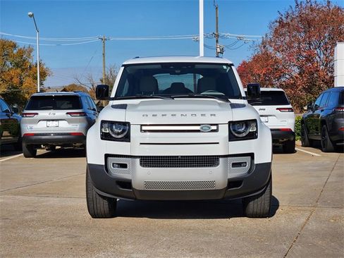 Used 2024 Land Rover Defender 110 S image 2