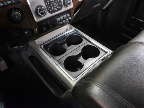 Used 2016 Ford F250 Lariat w/ Chrome Package image 21