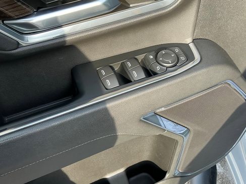 Used 2024 Chevrolet Silverado 2500 LT w/ Z71 Sport Edition image 6