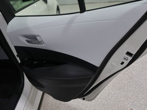 Used 2019 Toyota Corolla SE FWD image 21