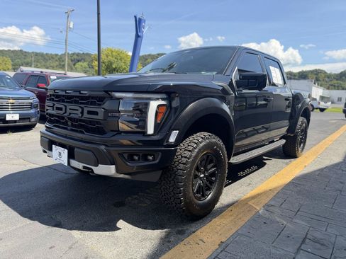 Used 2025 Ford F150 Raptor AWD/4WD image 4