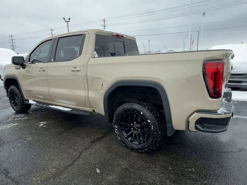 Used 2023 GMC Sierra 1500 AT4X image 6