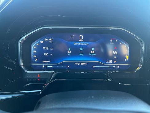 Used 2022 Chevrolet Silverado 1500 High Country w/ Technology Package image 15