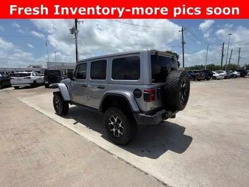 Used 2018 Jeep Wrangler Unlimited Rubicon AWD/4WD image 5