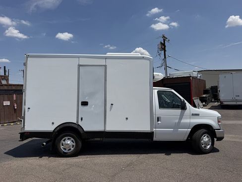 Used 2023 Ford E-350 and Econoline 350 Super Duty w/ Power Windows & Locks Group RWD image 2
