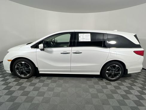 Used 2024 Honda Odyssey Elite image 7