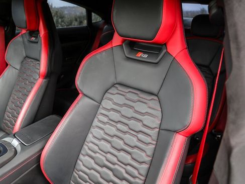 Used 2023 Audi RS e-tron GT image 34