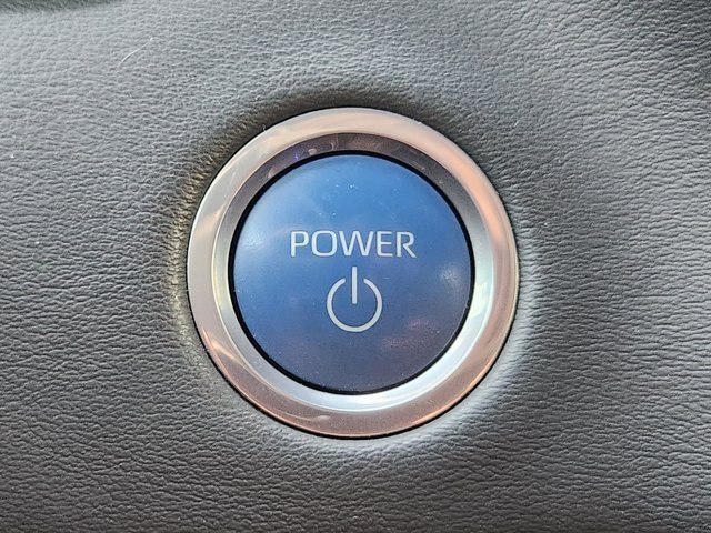 Used 2024 Toyota Tundra Platinum AWD/4WD image 19