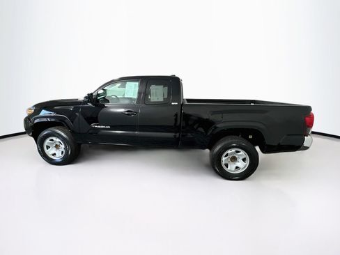 Certified 2022 Toyota Tacoma SR5 RWD image 4