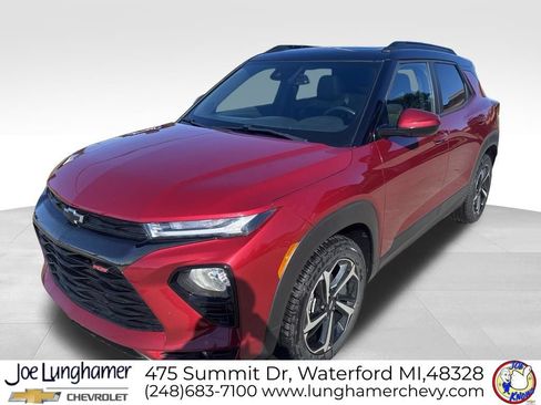 Used 2021 Chevrolet TrailBlazer RS w/ Sun and Liftgate Package FWD image 8