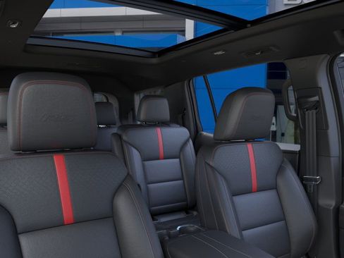 Certified 2024 Chevrolet Traverse RS w/ LPO, Floor Liner Package image 24