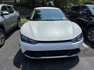 Used 2022 Kia EV6 Wind RWD video 2