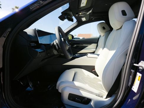 New 2026 BMW 530i w/ M Sport Package image 7