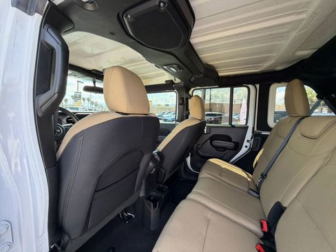 Used 2021 Jeep Wrangler Unlimited Sport AWD/4WD image 25