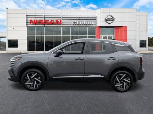 New 2026 Nissan Kicks SV w/ Charging Package image 6