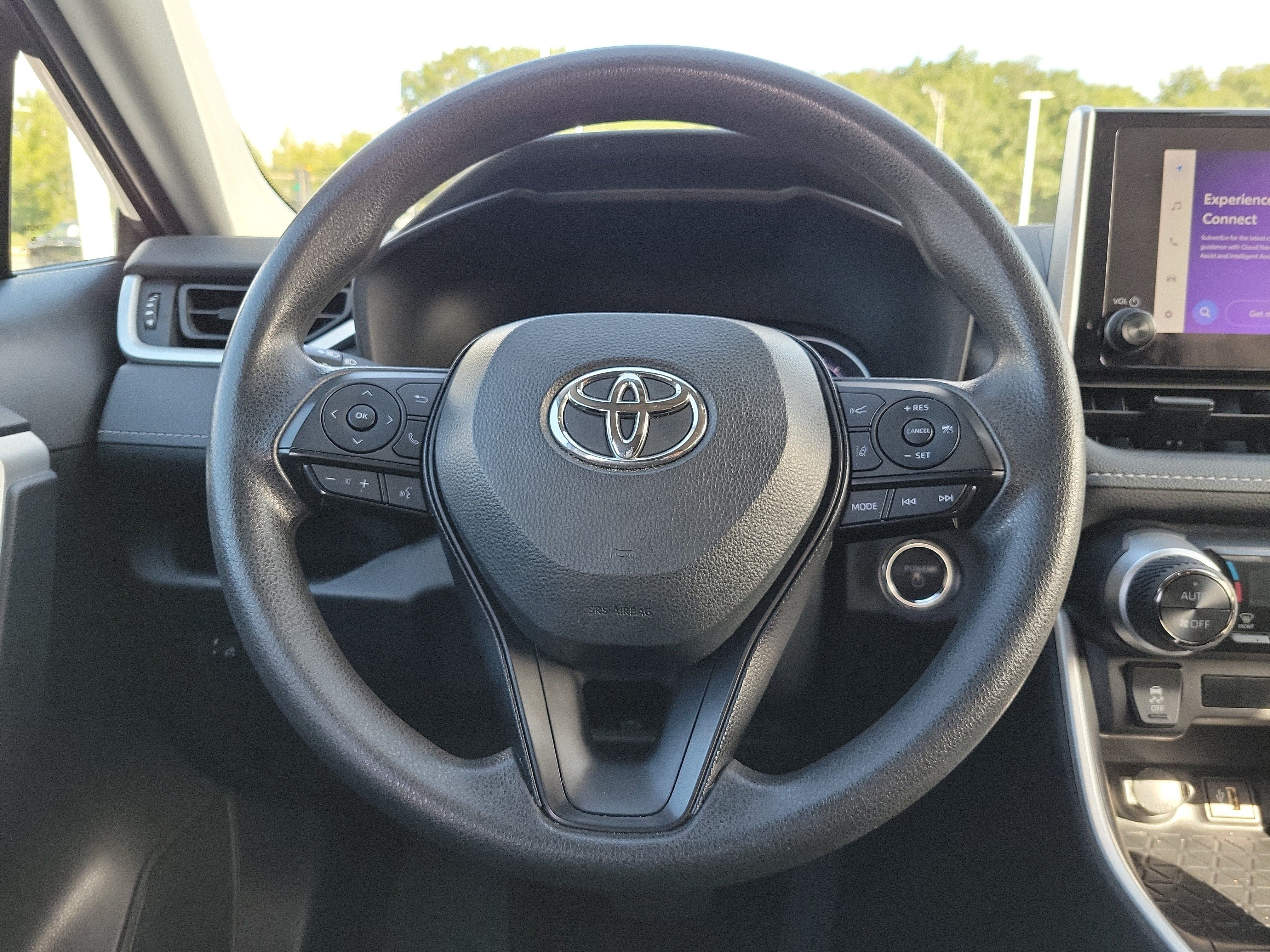 Certified 2025 Toyota RAV4 XLE AWD/4WD image 22