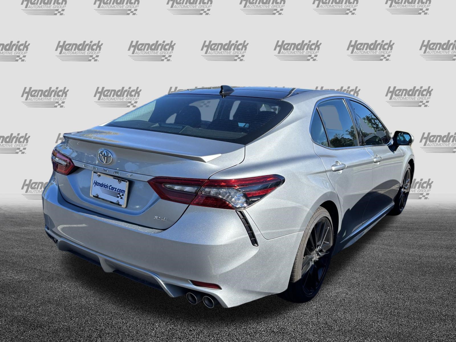 Used 2021 Toyota Camry XSE FWD image 11