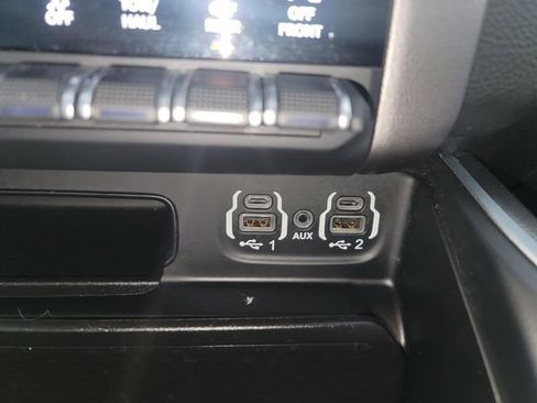 Used 2020 RAM 1500 Big Horn image 25