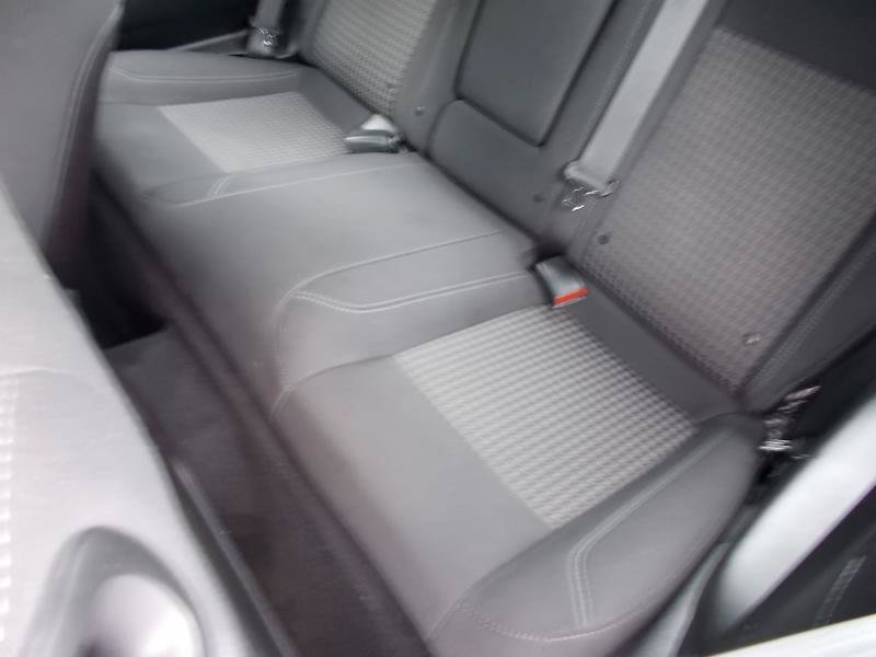 Used 2019 Dodge Challenger SXT RWD image 24