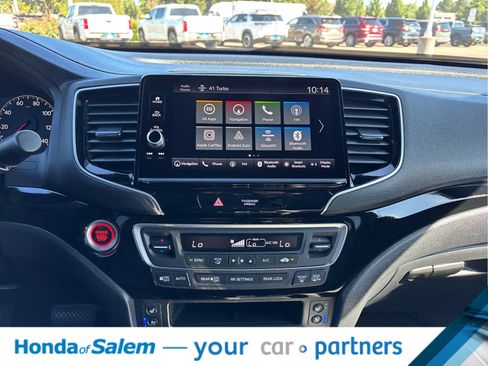 Used 2024 Honda Ridgeline Black Edition image 16