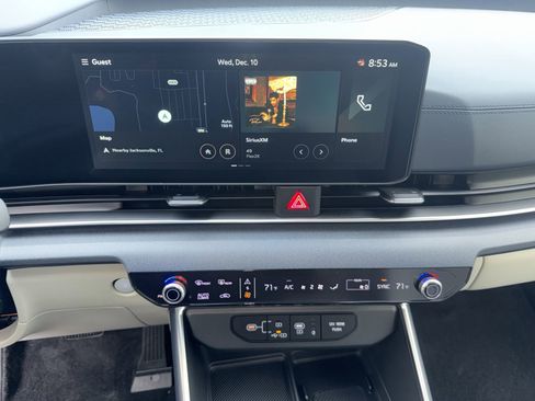 New 2026 Kia Carnival EX FWD image 13