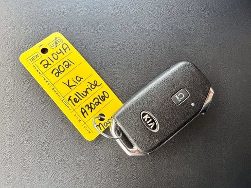 Used 2021 Kia Telluride EX w/ EX Premium Package AWD/4WD image 45