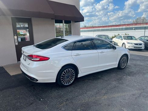 Used 2017 Ford Fusion SE w/ Equipment Group 202A AWD/4WD image 5
