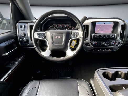 Used 2015 GMC Sierra 1500 SLT w/ SLT Preferred Package AWD/4WD image 9