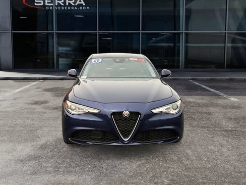Used 2020 Alfa Romeo Giulia AWD w/ Cold Weather Package image 8