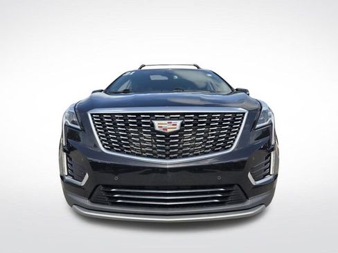 Used 2021 Cadillac XT5 Premium Luxury FWD image 3
