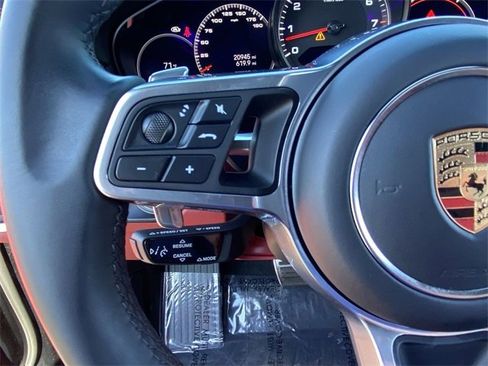 Used 2023 Porsche Cayenne S Platinum w/ Premium Package Plus image 22