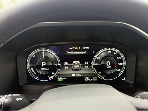 Used 2025 Mitsubishi Outlander SEL image 13